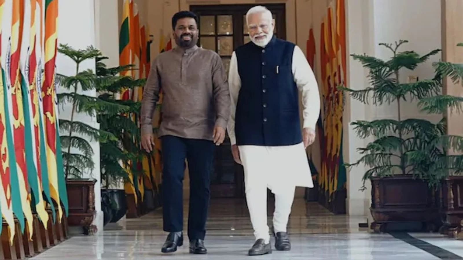 Indian Prime Minster Narendra Modi with Sri Lankan President Anura Kumara Dissanayake  (Image soruce: X/Anura Kumara Dissanayake)