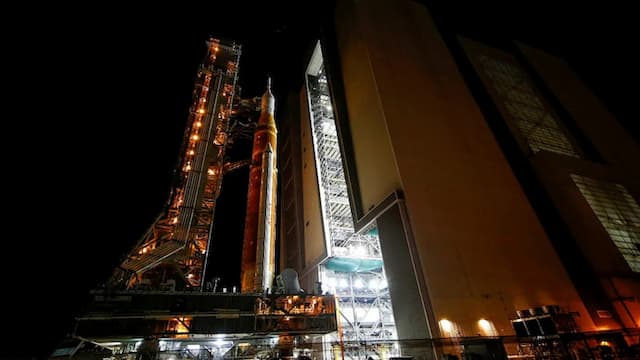 NASA targets April 1 launch for Artemis II Moon mission