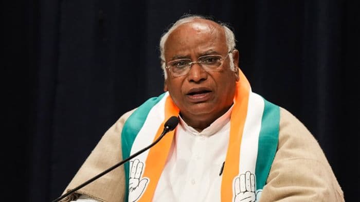 Kharge flags ‘grave consequences’, calls govt’s women quota move violation of poll code