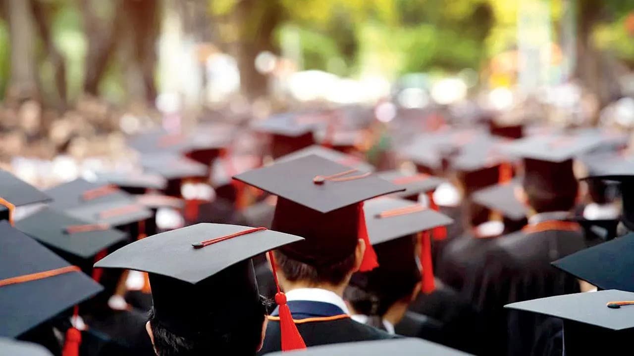 Bihar directs universities to fast-track distribution of pending degrees