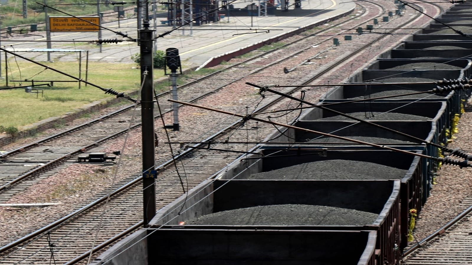 Coal Loading to Power Sector Rises to 444 Rakes, Shows Consistent Upward Trend: Govt