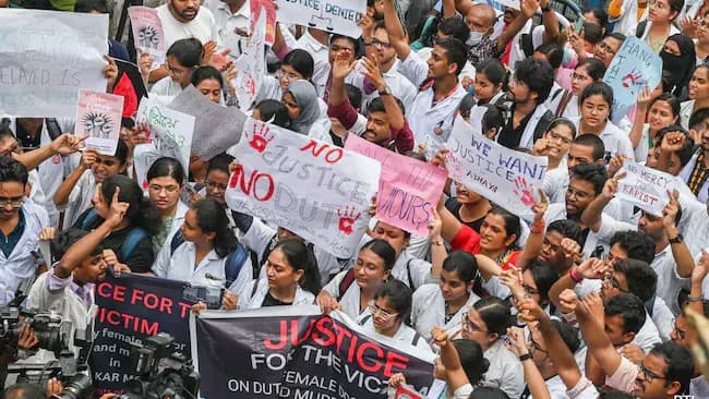 Protest against the alleged sexual assault and murder of a female postgraduate trainee doctor in Kolkata