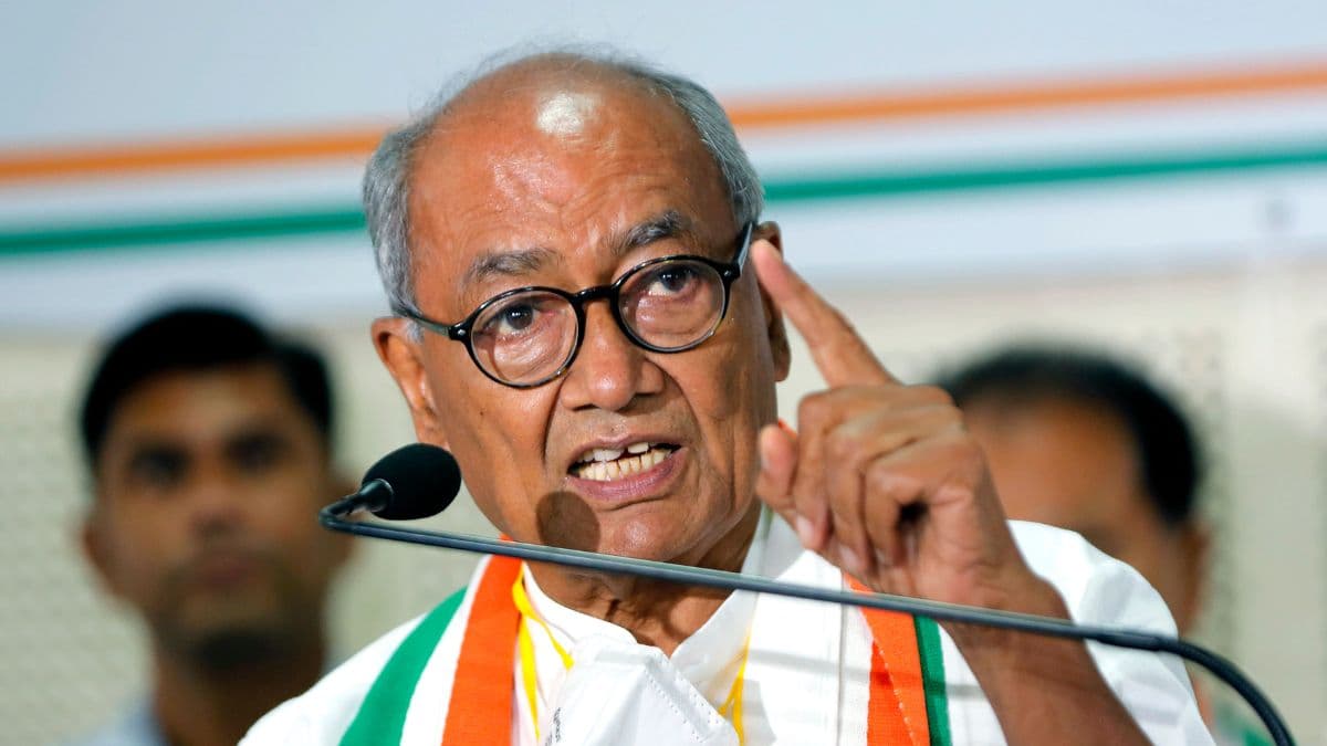 Congress leader Digvijaya Singh urges PM Modi to defer CBSE's three-language policy for Class IX