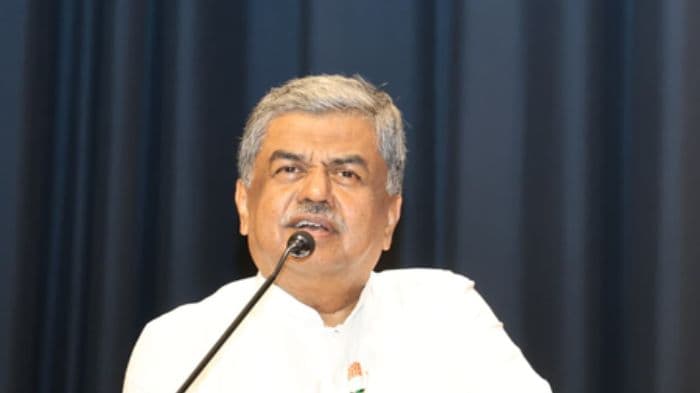 Karnataka Congress accuses BJP of trying to exclude 50 lakh voters during SIR exercise