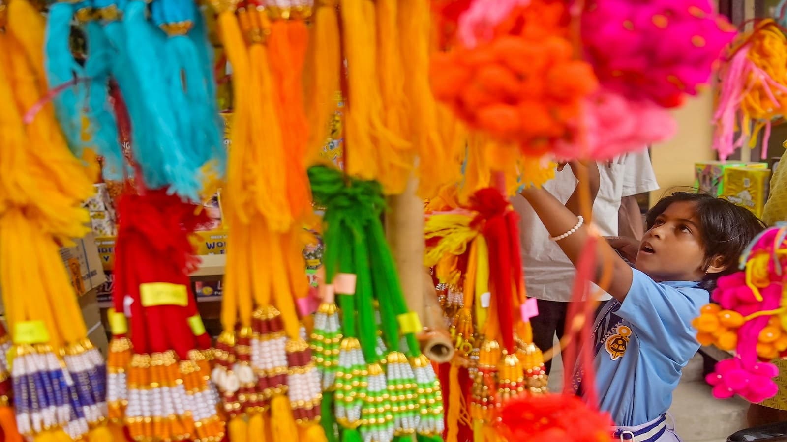 Raksha Bandhan Trade Expected to Cross Rs 30,000 Crore: CAIT