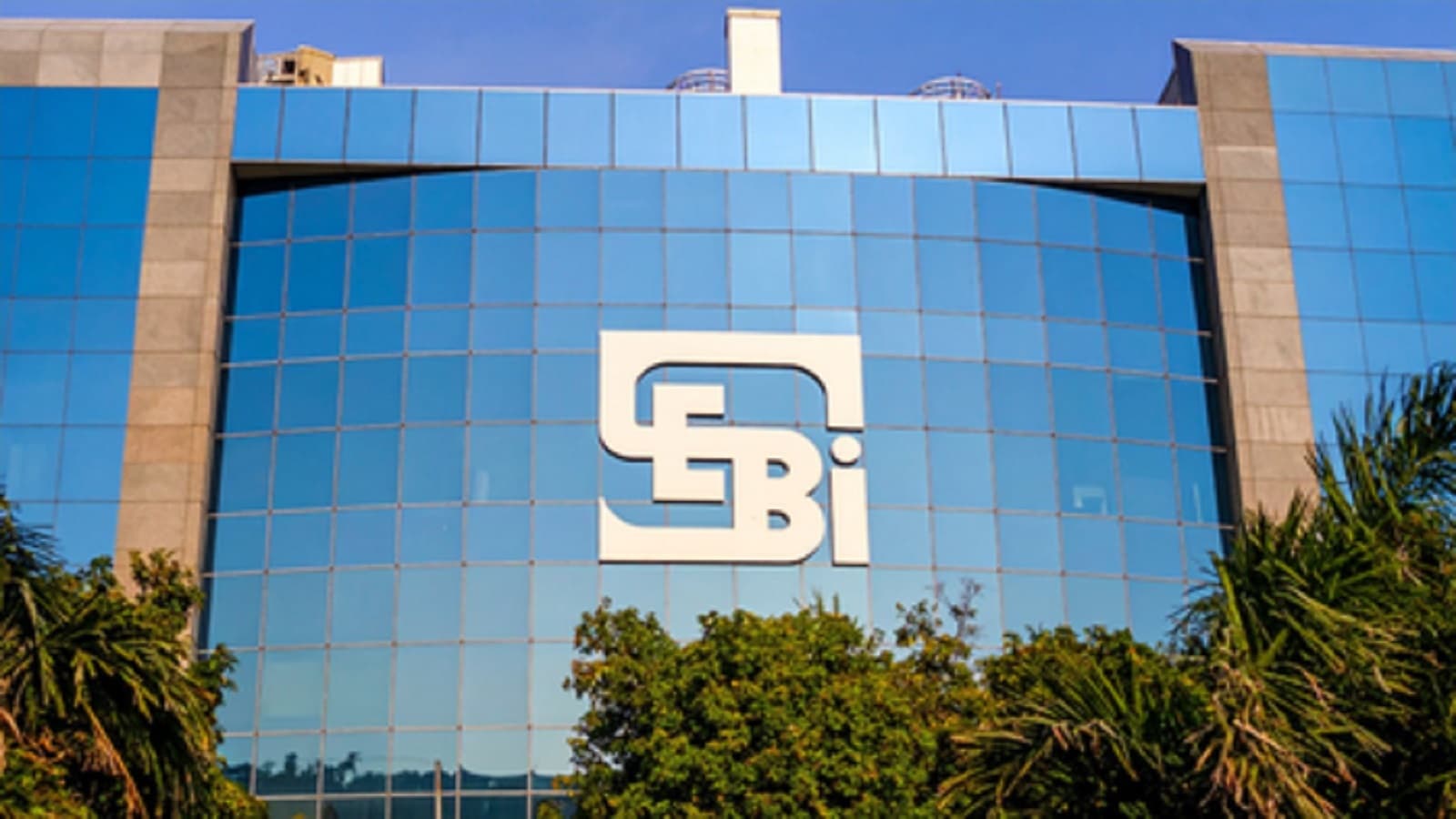 SEBI Bars Omaxe, Promoters from Markets Over MPS Norms Violation