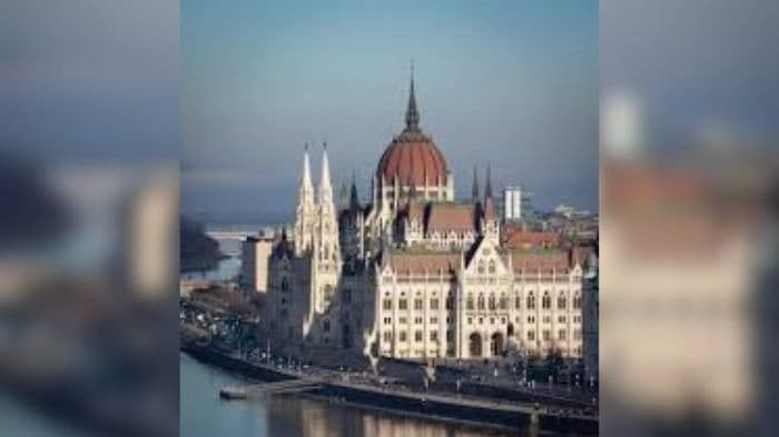 EU lifts Hungary funding restrictions, reopening Erasmus+ access for affected universities